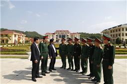 Phó Thủ tướng Phạm Bình Minh tiếp xúc cử tri tại Sư đoàn 346 